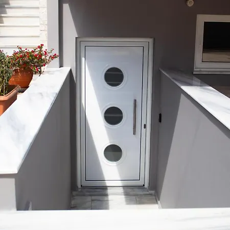 Elias Studio - Near To The Port Of Rafina And The Airport Of Athens Agios Spyridon  Exterior photo